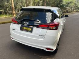 TOYOTA - YARIS - 2025/2025 - Branca - R$ 113.000,00