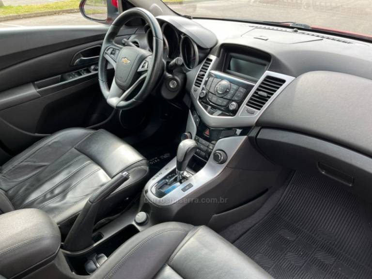 CHEVROLET - CRUZE - 2015/2015 - Vermelha - R$ 68.000,00