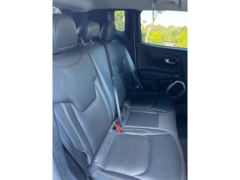 JEEP - RENEGADE - 2016/2016 - Prata - R$ 72.000,00