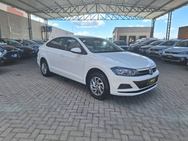 VOLKSWAGEN - VIRTUS - 2020/2020 - Branca - R$ 79.000,00