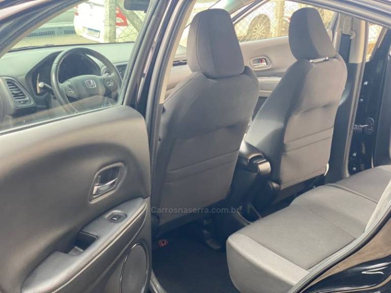 HONDA - HR-V - 2020/2020 - Preta - R$ 111.000,00