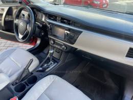 TOYOTA - COROLLA - 2015/2015 - Vermelha - R$ 88.000,00