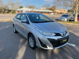 TOYOTA - YARIS - 2021/2021 - Prata - R$ 85.000,00