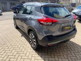 NISSAN - KICKS - 2017/2017 - Cinza - R$ 84.000,00