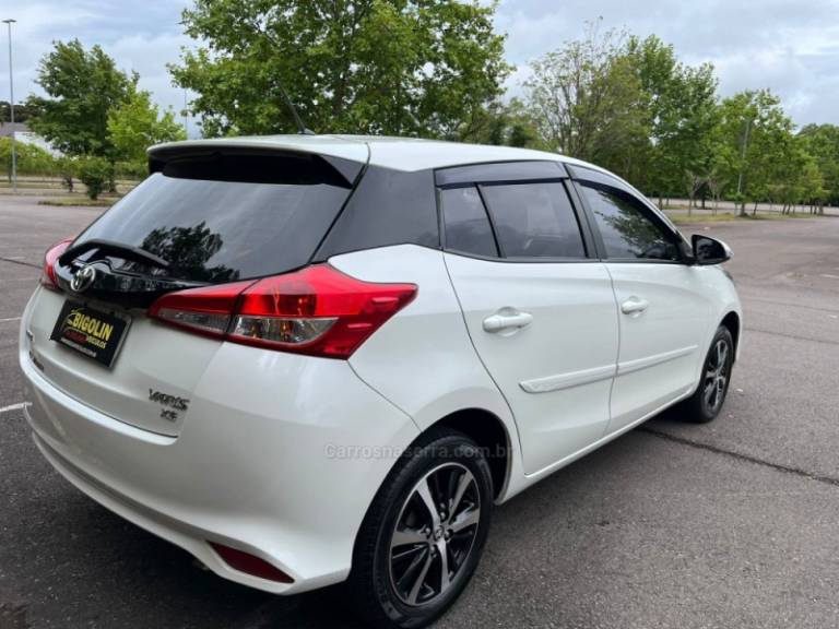 TOYOTA - YARIS - 2019/2019 - Branca - R$ 79.000,00