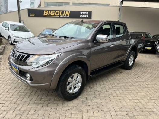MITSUBISHI - L200 TRITON - 2019/2019 - Marrom - R$ 154.000,00