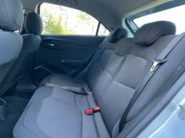 CHEVROLET - ONIX - 2016/2016 - Prata - R$ 61.000,00