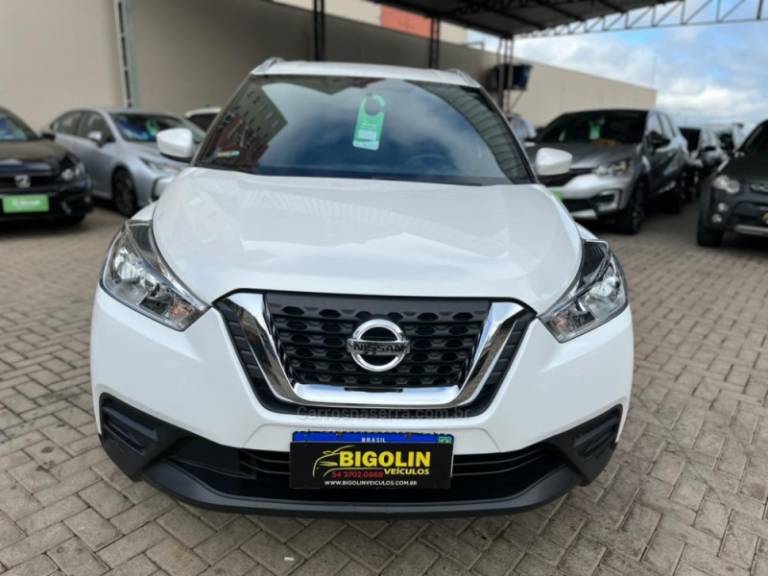 NISSAN - KICKS - 2019/2019 - Branca - R$ 85.000,00