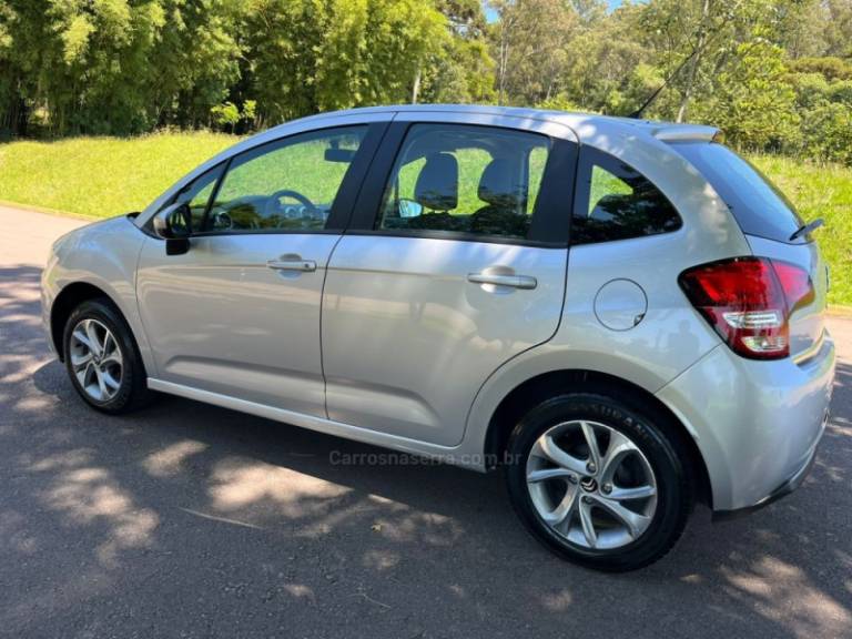 CITROËN - C3 - 2014/2014 - Prata - R$ 40.000,00