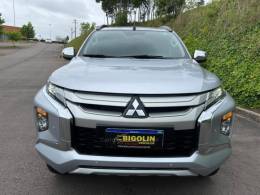 MITSUBISHI - L200 TRITON - 2023/2023 - Prata - R$ 205.000,00