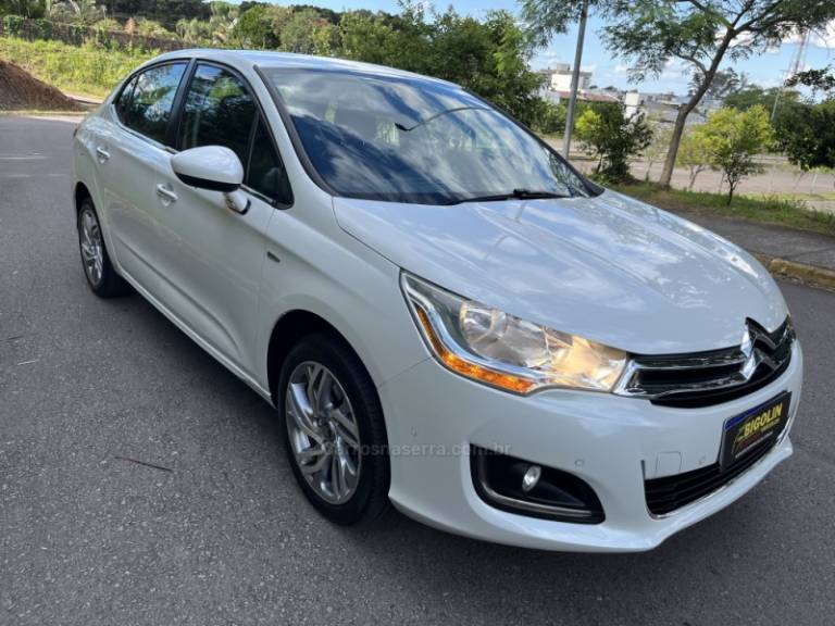 CITROËN - C4 LOUNGE - 2014/2014 - Branca - R$ 49.000,00