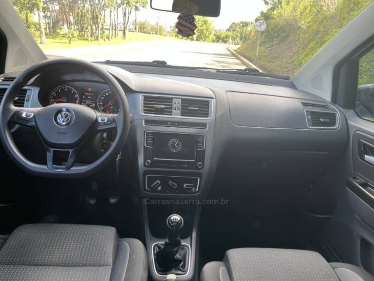 VOLKSWAGEN - FOX - 2018/2018 - Branca - R$ 57.000,00