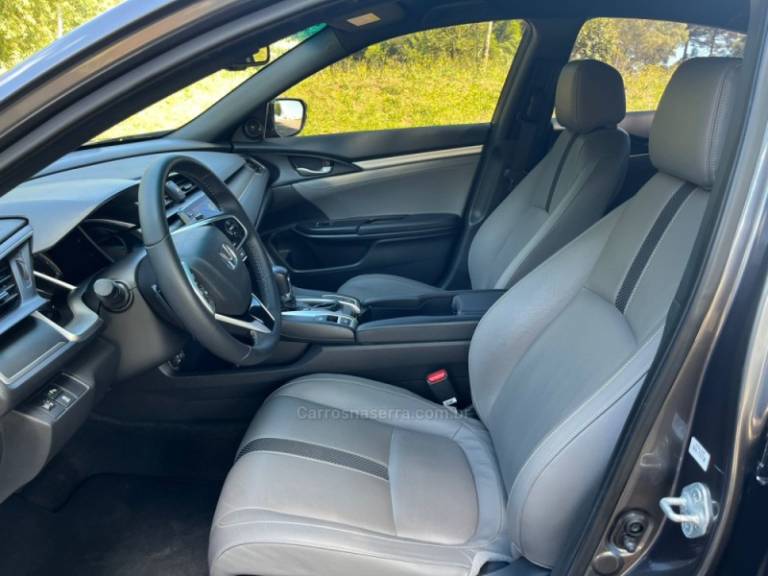HONDA - CIVIC - 2021/2021 - Cinza - R$ 134.000,00