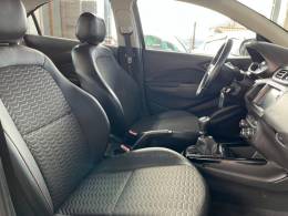 CHEVROLET - ONIX - 2018/2018 - Preta - R$ 65.000,00