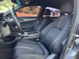 HONDA - CIVIC - 2021/2021 - Prata - R$ 125.000,00