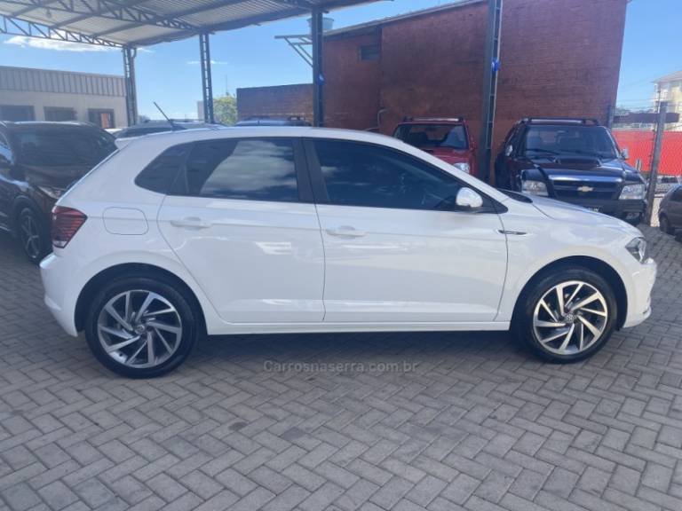 VOLKSWAGEN - POLO - 2019/2019 - Branca - R$ 85.000,00