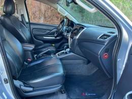MITSUBISHI - L200 TRITON - 2021/2021 - Prata - R$ 182.000,00