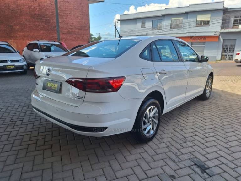 VOLKSWAGEN - VIRTUS - 2020/2020 - Branca - R$ 79.000,00