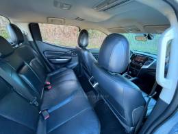 MITSUBISHI - L200 TRITON - 2021/2021 - Prata - R$ 182.000,00