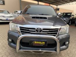 TOYOTA - HILUX - 2014/2014 - Cinza - R$ 144.000,00