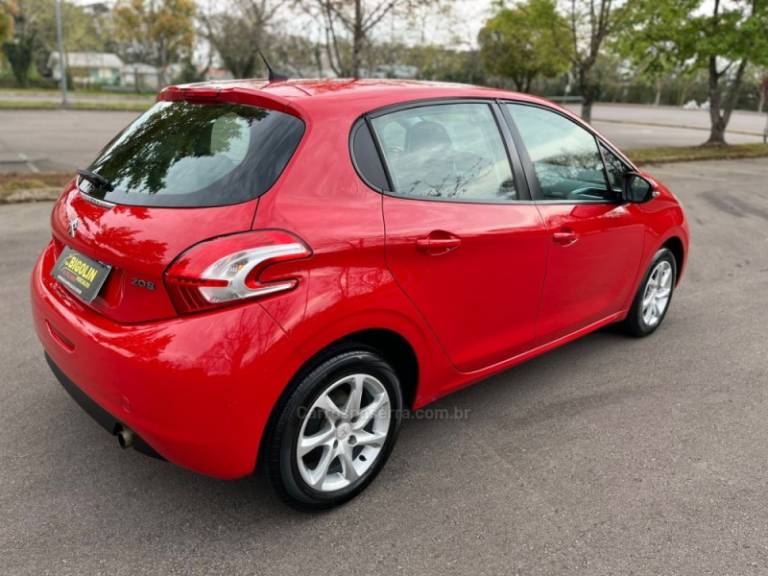PEUGEOT - 208 - 2015/2015 - Vermelha - R$ 43.000,00