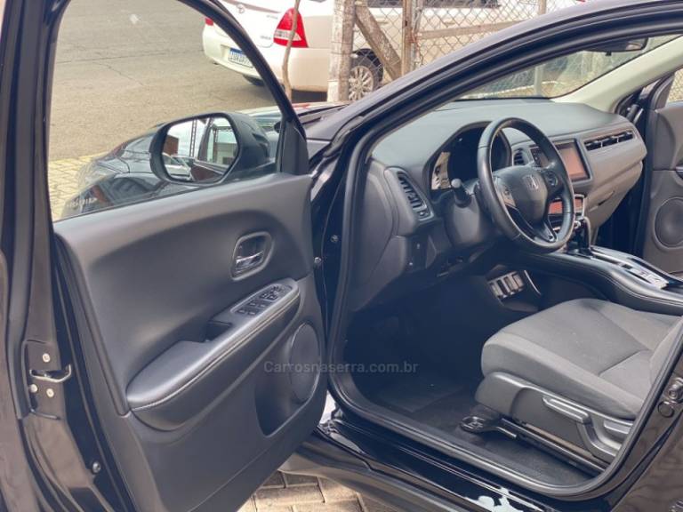 HONDA - HR-V - 2020/2020 - Preta - R$ 111.000,00