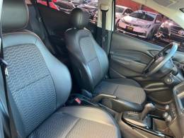 CHEVROLET - ONIX - 2017/2017 - Branca - R$ 67.000,00