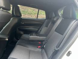 TOYOTA - YARIS - 2025/2025 - Branca - R$ 113.000,00