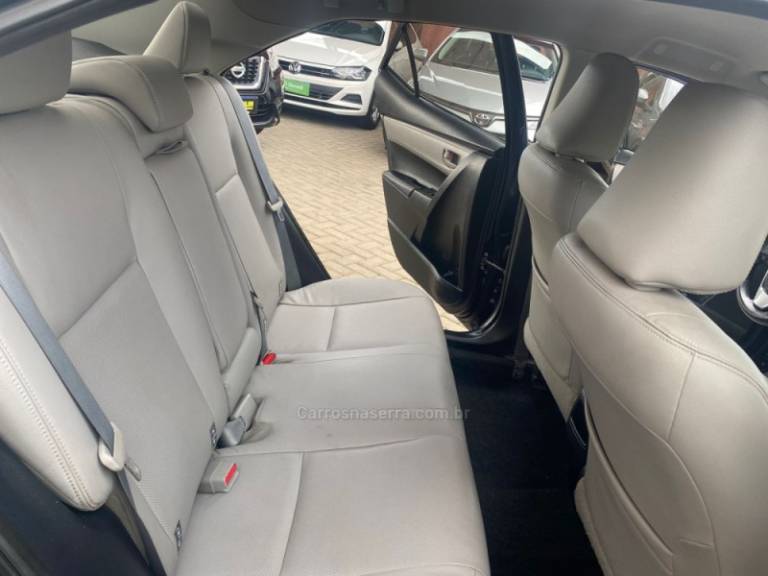 TOYOTA - COROLLA - 2016/2016 - Azul - R$ 89.000,00
