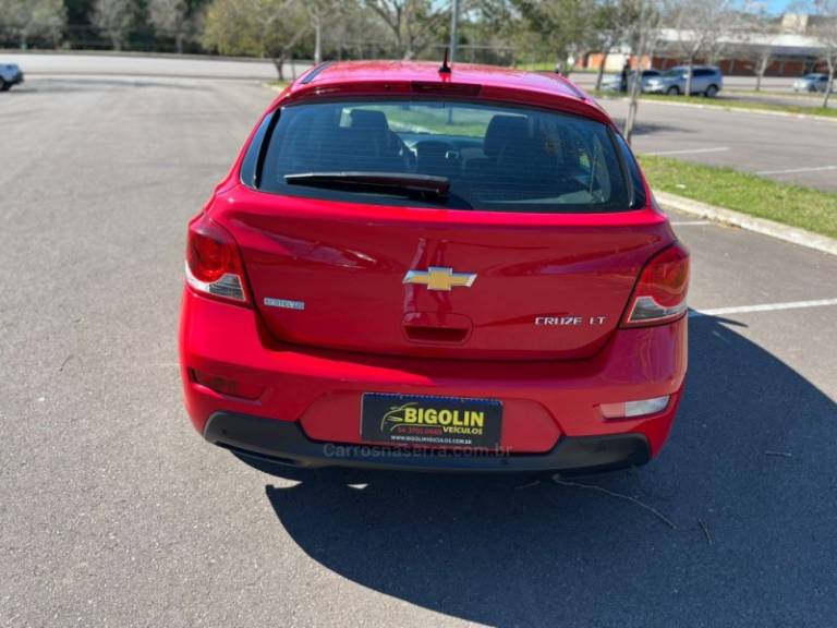 CHEVROLET - CRUZE - 2015/2015 - Vermelha - R$ 68.000,00