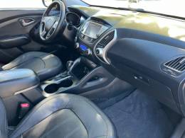 HYUNDAI - IX35 - 2011/2011 - Preta - R$ 61.000,00