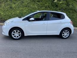 PEUGEOT - 208 - 2015/2015 - Branca - R$ 45.000,00