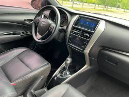 TOYOTA - YARIS - 2019/2019 - Branca - R$ 79.000,00