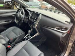TOYOTA - YARIS - 2019/2019 - Cinza - R$ 86.000,00