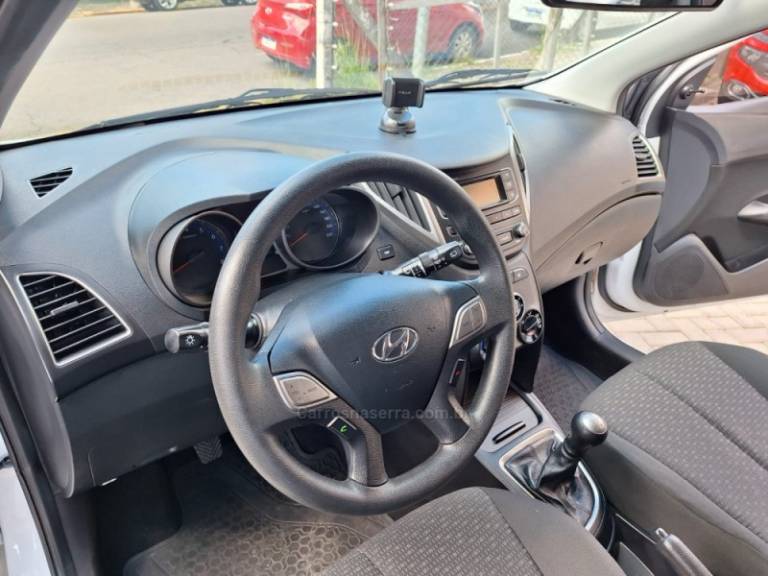 HYUNDAI - HB20 - 2019/2019 - Branca - R$ 56.000,00
