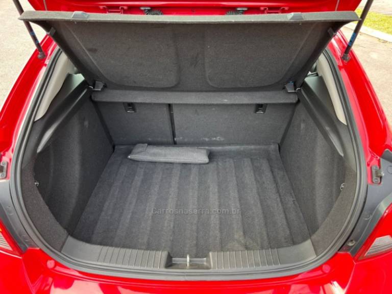 CHEVROLET - CRUZE - 2015/2015 - Vermelha - R$ 68.000,00